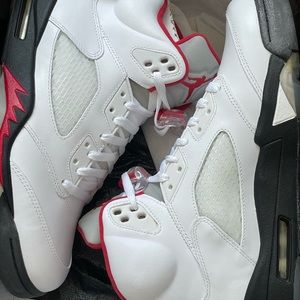 Jordan 5 fire red